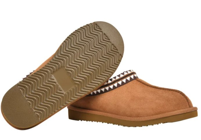 Kirkland Signature Unisex Men's 10 Ladies' 11 Shearling Slippers, Tan