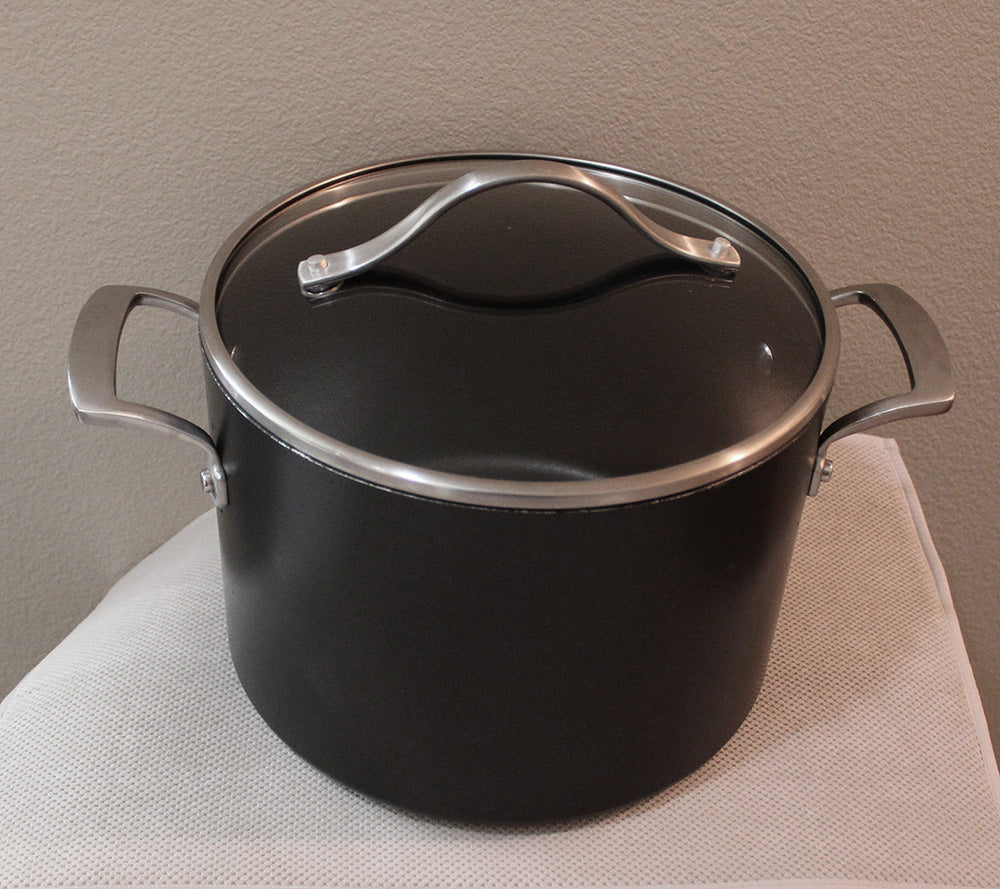 Kirkland Signature 8-qt. Covered Stockpot Saucepan Non-Stick Hard Anodized