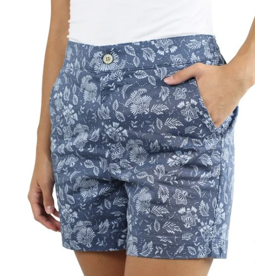 Jachs Girlfriend Ladies' Size Small Printed Chino Shorts, Blue Floral