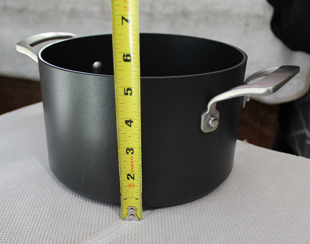 Kirkland Signature 4-qt. Covered Stockpot Saucepan Non-Stick Hard Anodized