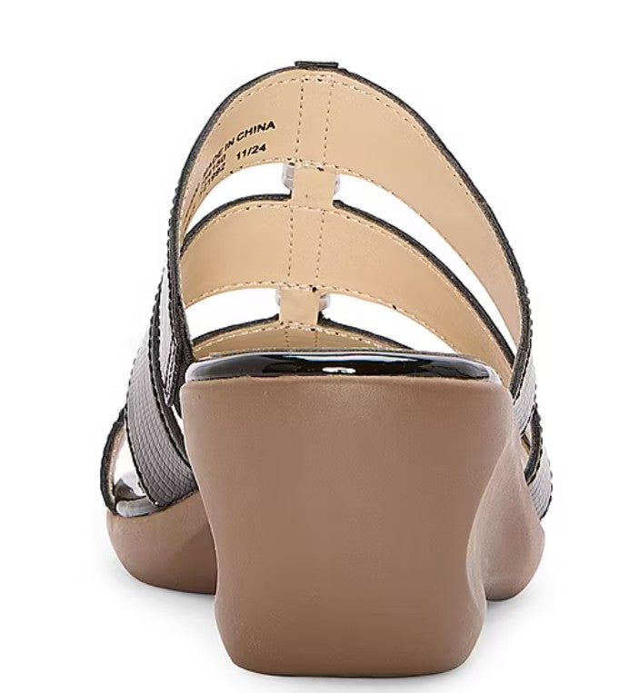 east 5th Women's Size 7.5 Wide, Evergreen Heeled T-Strap Sandals, Black (NO BOX)