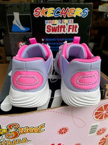 Skechers Girl's Size 2, Swift Fit Hands Free Shoes Sneakers, Pink, New (NO BOX)