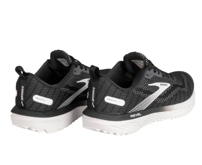 Brooks Men's Size 8 Revel 6 Athletic Shoes, Black, New in box