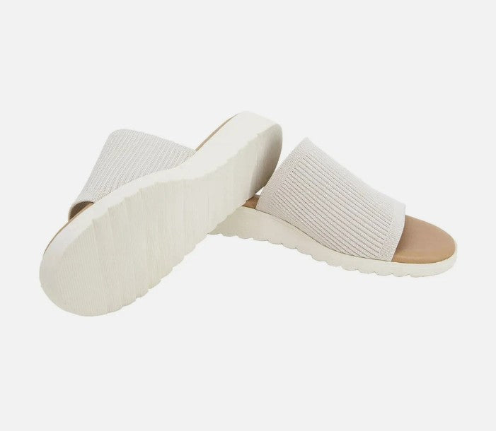 Kensie Women's Size 8, Knit Slip On Sandals, Beige, New (NO BOX)