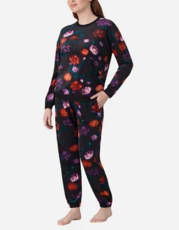 Room Service Women's Size Medium, 2-piece Jogger Pajama Set, Black Floral