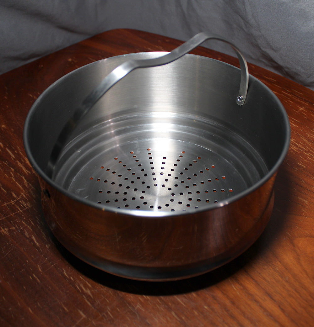 Tramontina Strainer Steamer Basket, Stainless Steel with Handle, 8" diameter