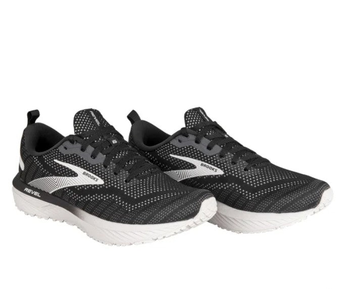 Brooks Men's Size 8.5 Revel 6 Athletic Shoes, Black, New in box