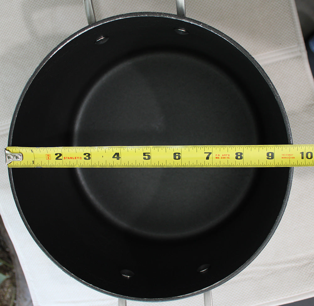 Kirkland Signature 8-qt. Covered Stockpot Saucepan Non-Stick Hard Anodized