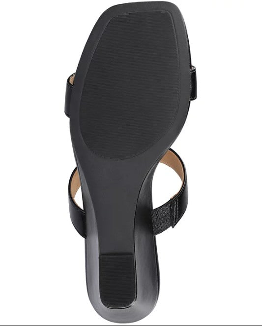 Journee Collection Womens Size 8, Clodie Wedge T-Strap Sandals, Black