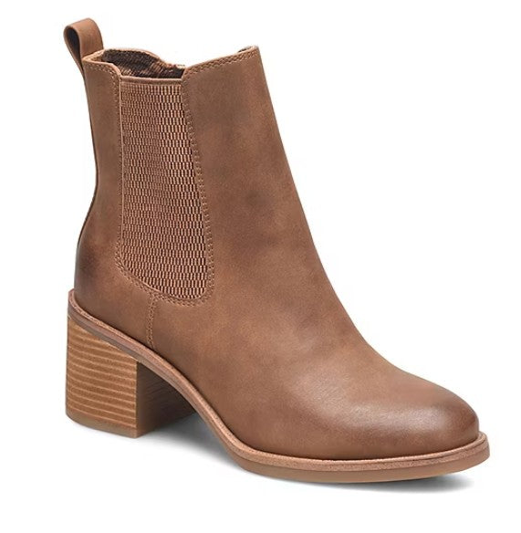 BOC by Born Womens Size 7 M, Finn Chelsea Side Zip Boots, Brown