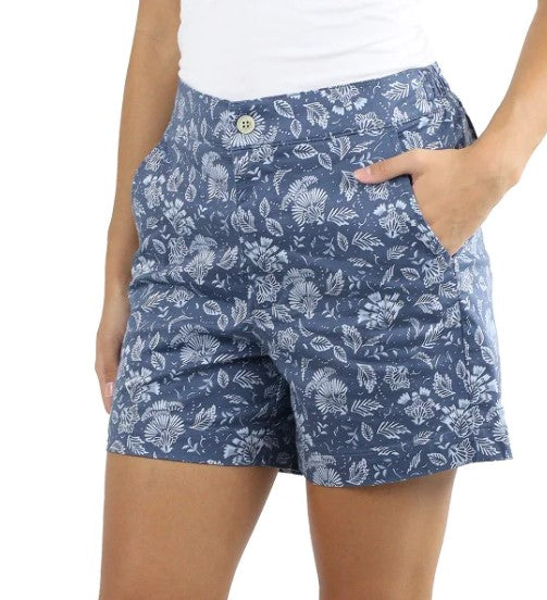 Jachs Girlfriend Ladies' Size Small Printed Chino Shorts, Blue Floral