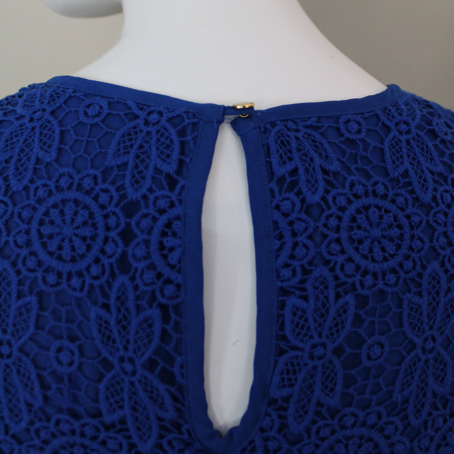 Lands End Women Size 0 Petite, Sleeveless Lace Column Dress, Rich Cobalt Blue