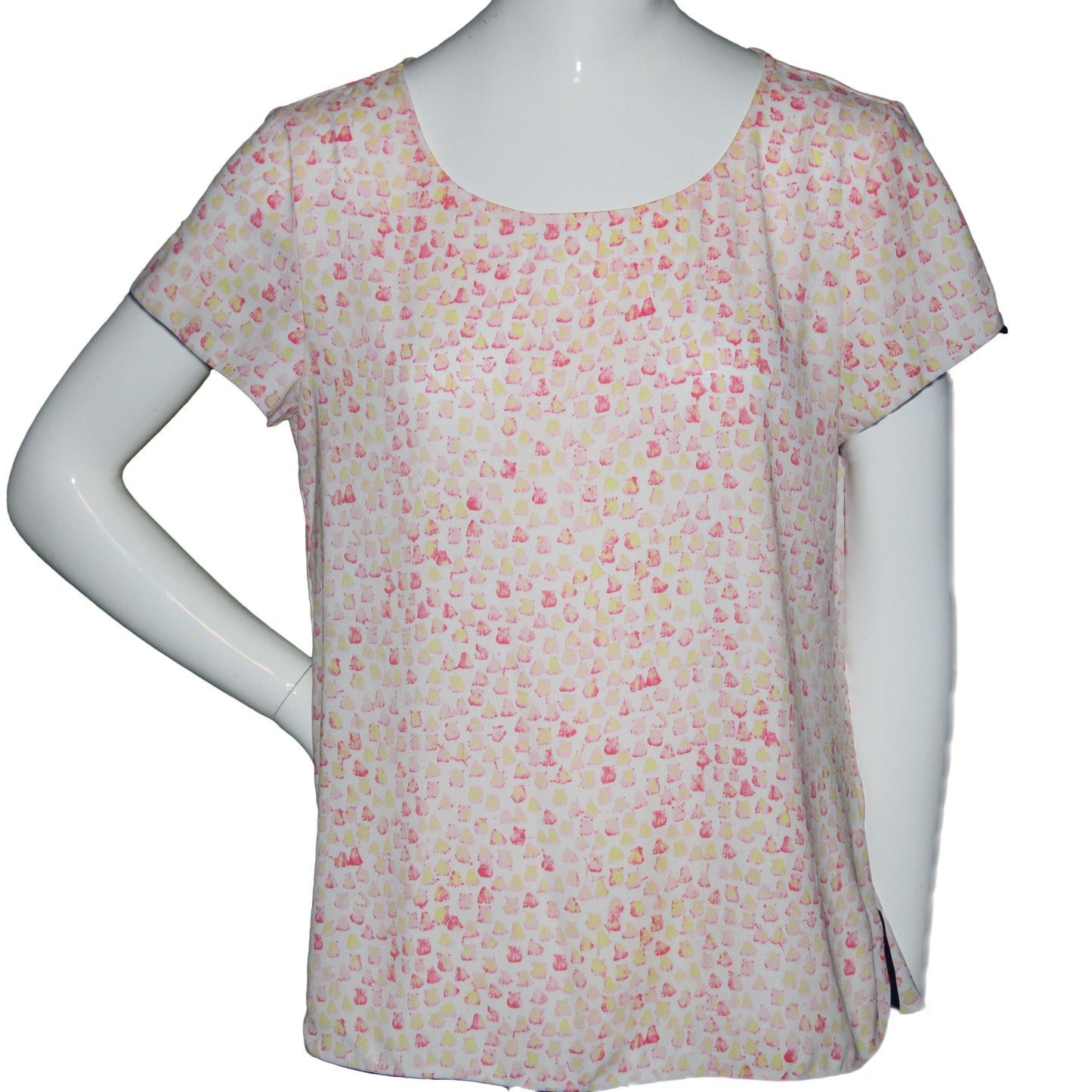 Lands End Women Size 6 Petite, Short Sleeve Crepe Print Tee, Whisper Pink Print