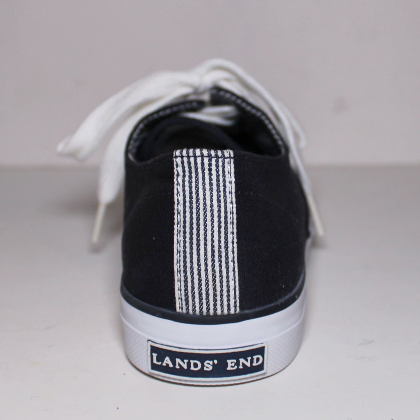Lands End Mainstay Womens Size 5.5, Canvas Oxford Sneaker, Classic Navy