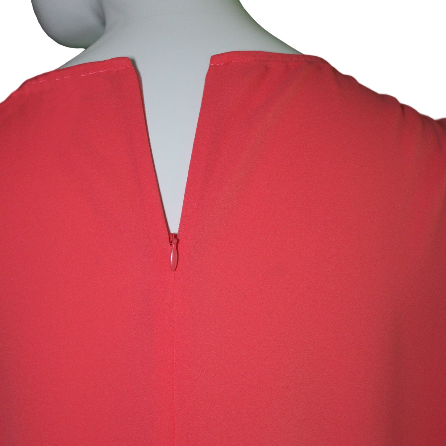 Lands End Women Size 4 Petite Short Sleeve Ruffle Hem Crepe Blouse, Lt. Cherry