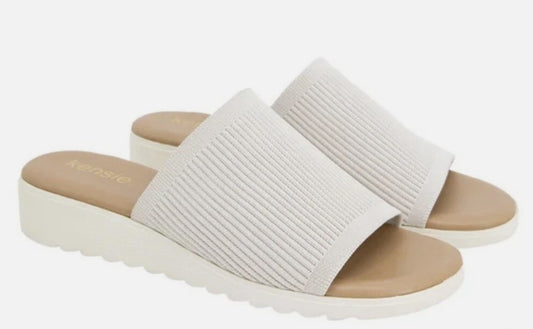 Kensie Women's Size 7, Knit Slip On Sandals, Beige, Grade A