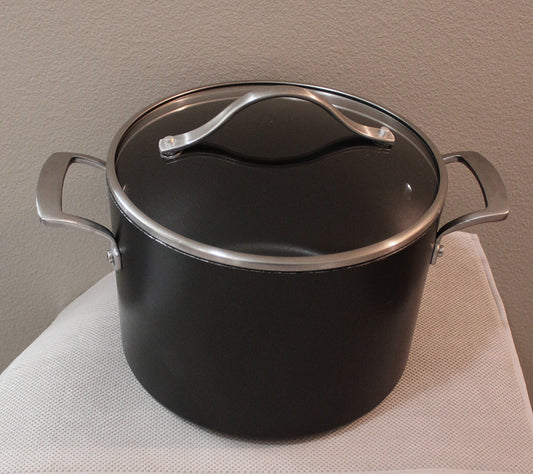 Kirkland Signature 8-qt. Covered Stockpot Saucepan Non-Stick Hard Anodized