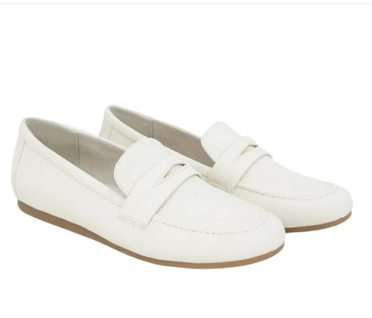Kensie Women's Size 6, Yelena Canvas Loafers Shoes, Cream, New (NO BOX)