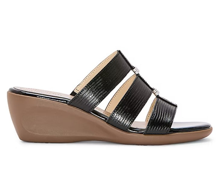 east 5th Women's Size 7.5 Wide, Evergreen Heeled T-Strap Sandals, Black (NO BOX)