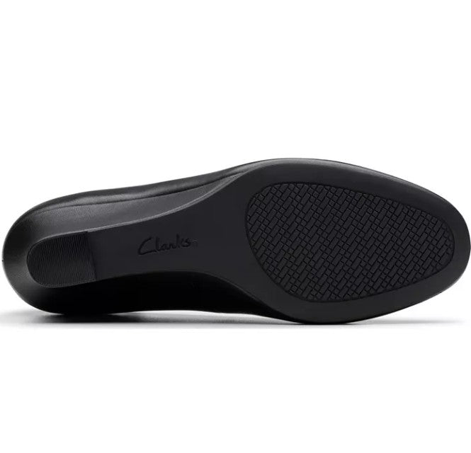 Clarks Women's Size 10, Olivette Cultured Pearl Wedge Heel Pumps, Black Leather