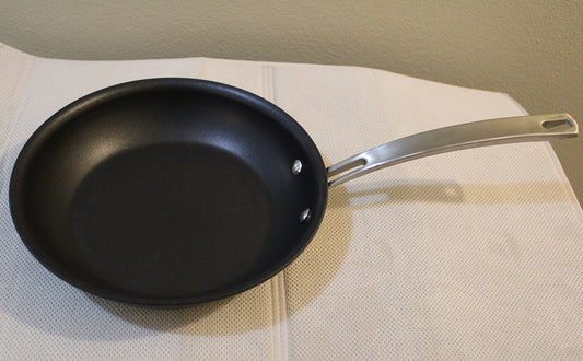 Kirkland Signature Hard Anodized Skillet 10" Frying Pan, Non Stick