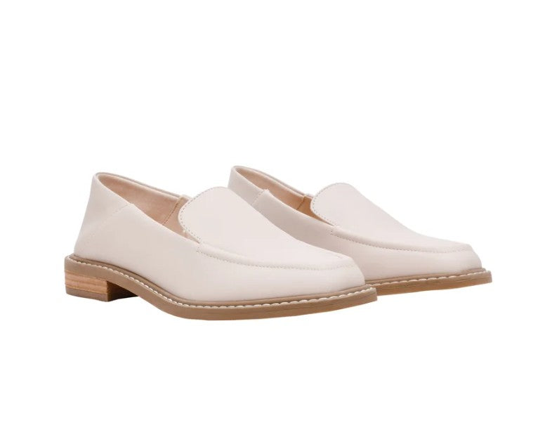 DV by Dolce Vita Women's Size 9, Flirty Loafers Flats Slip-On Shoes, Ivory