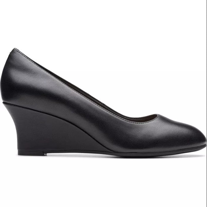 Clarks Women's Size 10, Olivette Cultured Pearl Wedge Heel Pumps, Black Leather