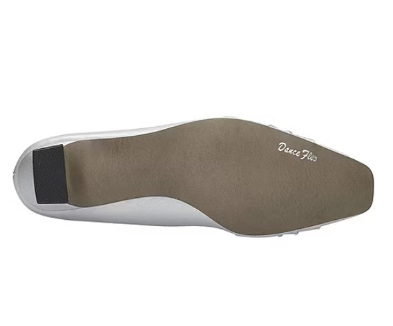 Easy Street Women's Size 7 M, Waive Square Low Heel Pumps Dress Shoes, Silver