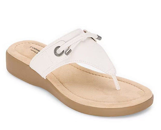 St. John's Bay Women's Size 11 M, Arden T-Strap Flat Sandals, Cream (NO BOX)