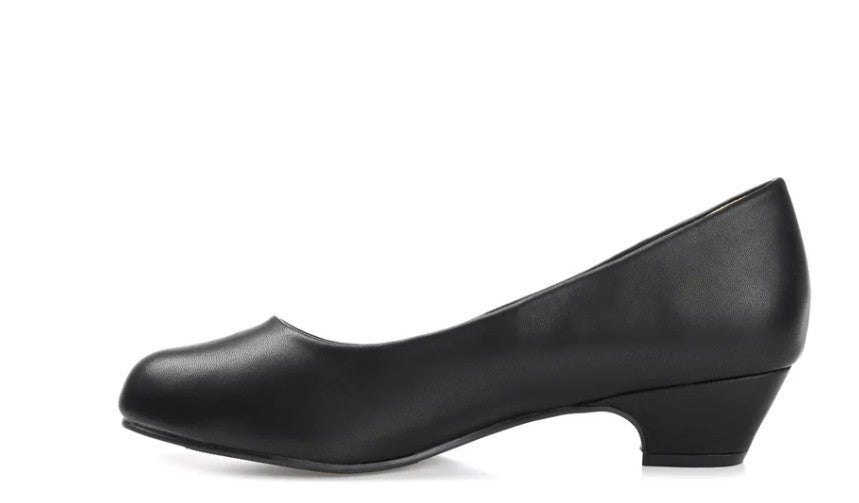 Journee Collection Saar Women's Size 7 Wide, Low Block Heel Pumps, Black