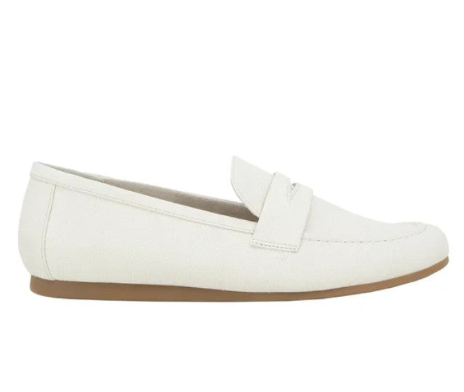 Kensie Women's Size 6, Yelena Canvas Loafers Shoes, Cream, New (NO BOX)