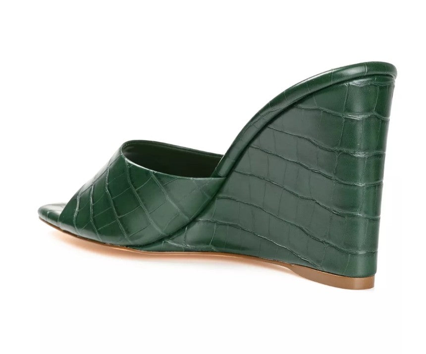 Journee Collection Women Size 6, Vivvy Wedge Heel Sandals, Green Faux Croc
