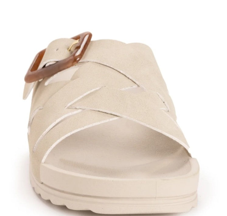 MUK LUKS Women's Size 9, Grand Shayna Adjustable Criss Cross Sandals Beige