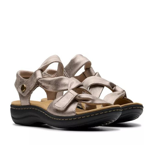 Clarks Size 7.5 W, Laurieann Bell Strappy Comfort Sandals, Taupe Metallic, Grade A