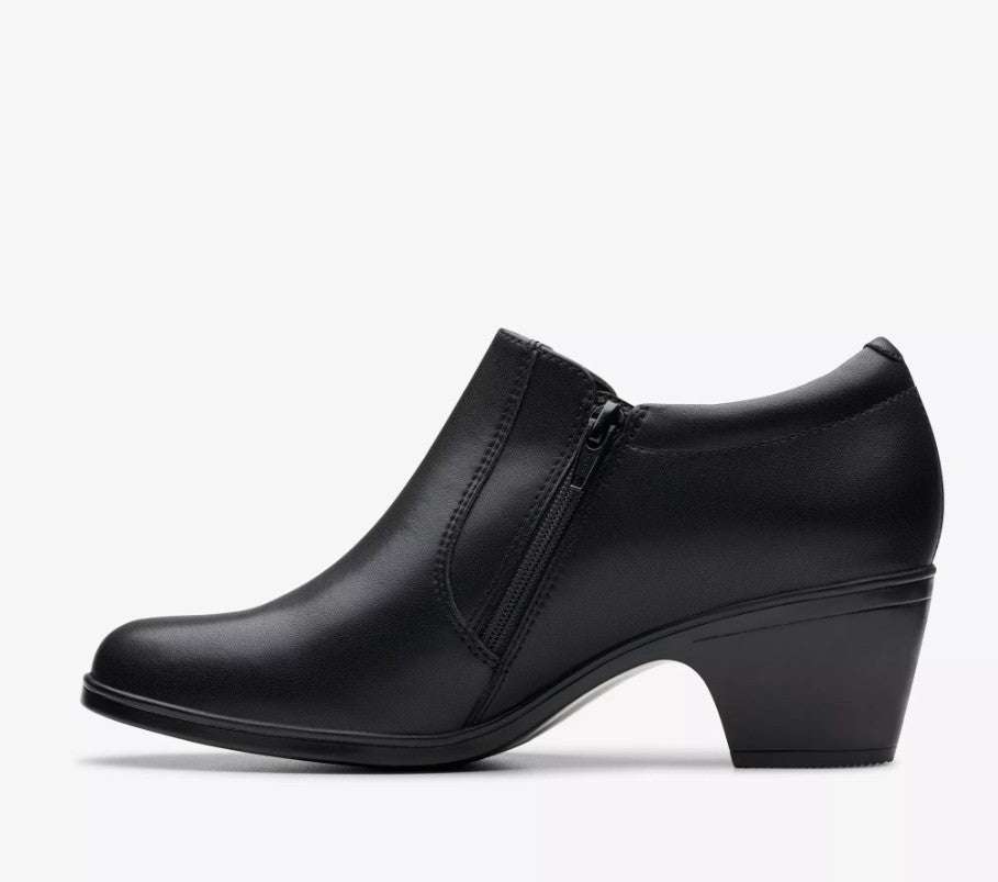 Clarks Women Size 8, Emily 2 Reyna Ankle Booties, Black Leather, New (NO BOX)