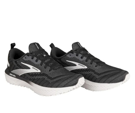 Brooks Men's Size 8.5 Revel 6 Athletic Shoes, Black, New in box