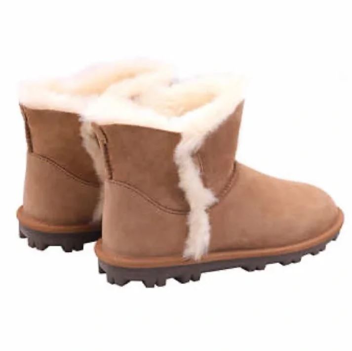 Kirkland Signature Womens Size 8, Short Shearling Boot, Chestnut NEW SHIPS WITHOUT BOX