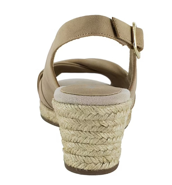 Easy Street Women's Size 6.5, Maureen Espadrille Wedge Sandals, Beige, Grade A