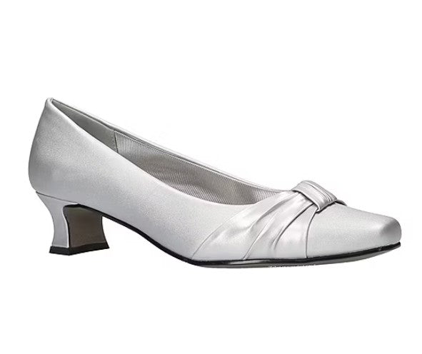 Easy Street Women's Size 7 M, Waive Square Low Heel Pumps Dress Shoes, Silver