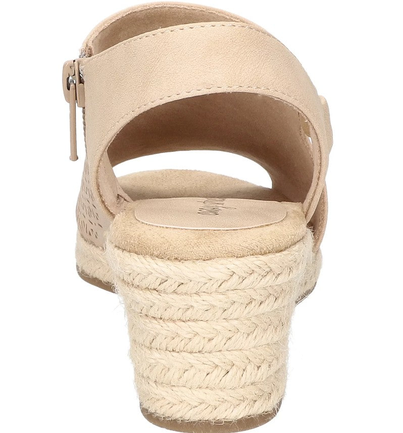 Easy Street Women's Size 8 M, Serena Zip Espadrille Wedge Sandals, Sand