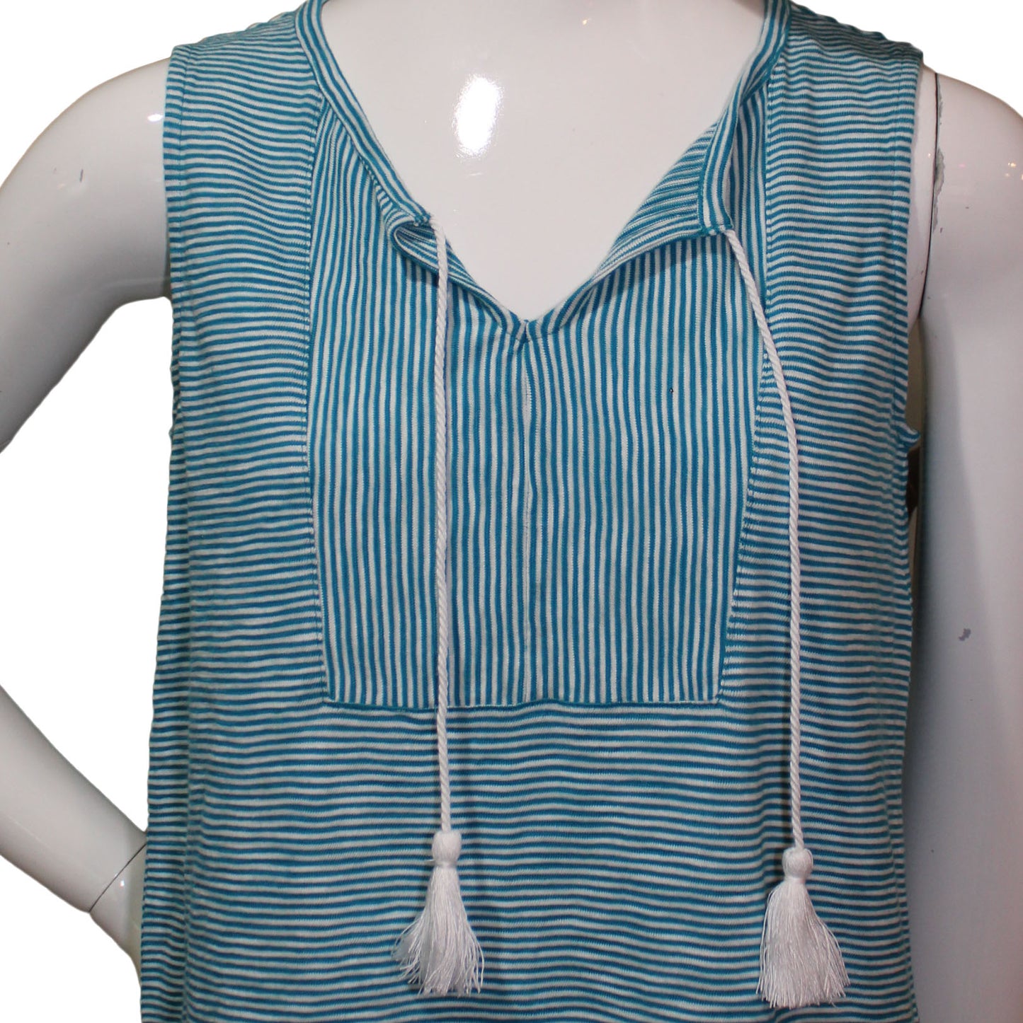 Lands End Women Size Small (6-8) Petite, Sleeveless Front Tie Top, Aqua Stripe