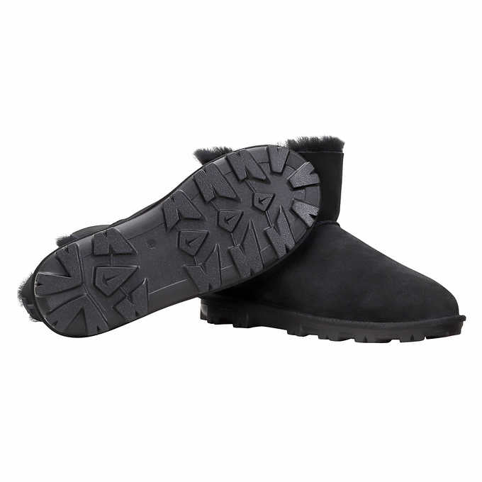 Kirkland Signature Womens Size 7, Short Shearling Boot, Black New in Box