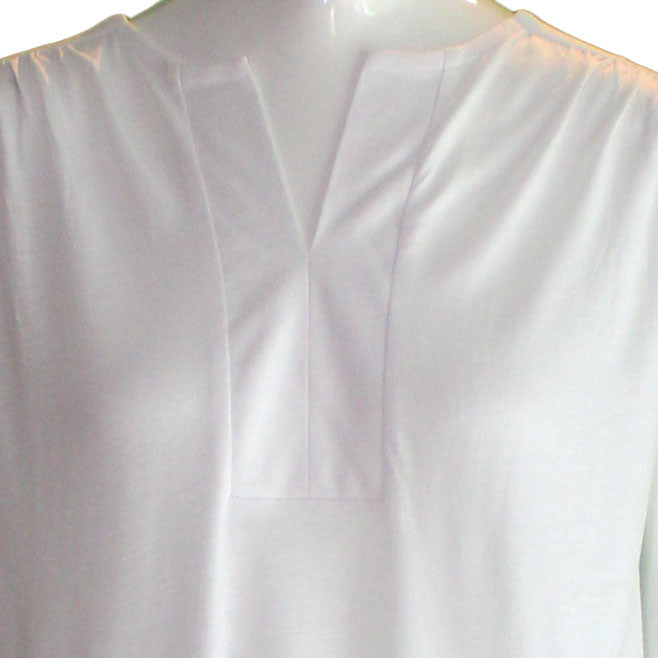 Lands End Women Size Medium (10-12) Petite, Split Neck Tunic, White