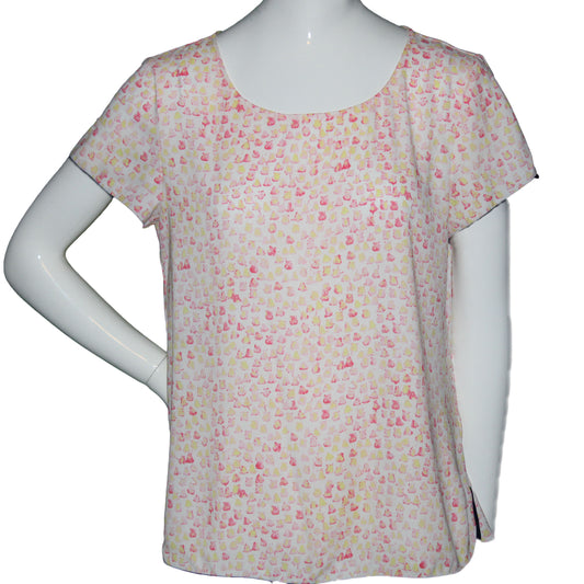 Lands End Women Size 6 Petite, Short Sleeve Crepe Print Tee, Whisper Pink Print